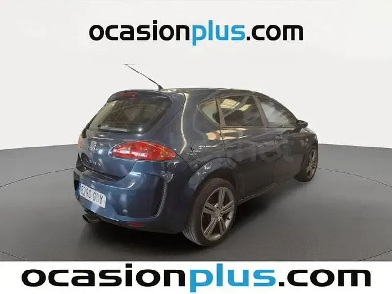 Usado Seat Leon Ecomotive 105 CV (77 kW) 2008 Azul Utilitario