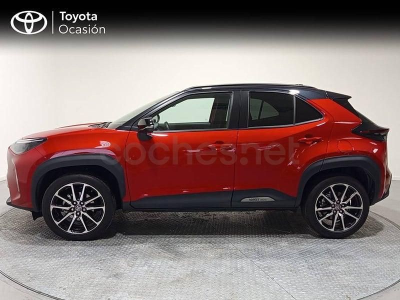 Usado Toyota Yaris Cross Sport 130 CV (95 kW) 2025 Rojo SUV