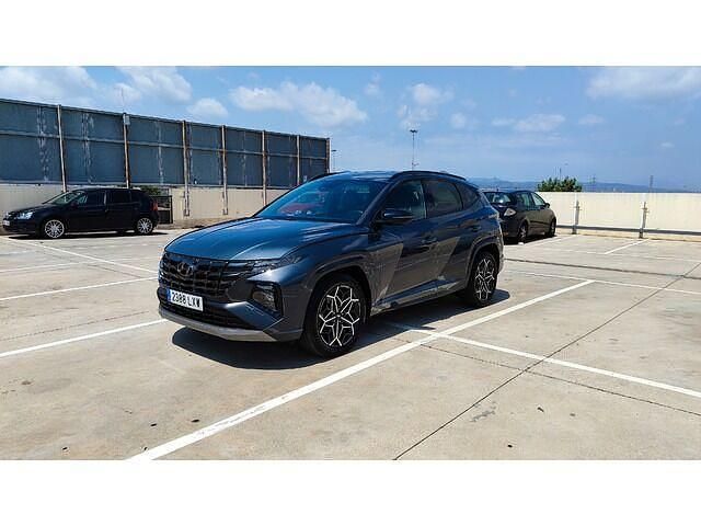 Gris Usado 2022 Hyundai Tucson N Line SUV | 23.900 € (Caro) - Imagen 1/4