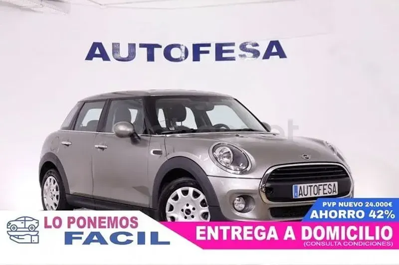 Usado Mini ONE 102 CV (75 kW) 2018 Gris / plata Utilitario