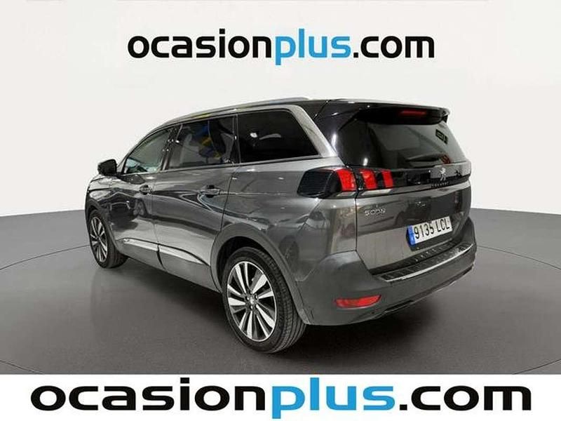 Usado Peugeot 5008 Allure 131 CV (96 kW) 2019 Plateado SUV