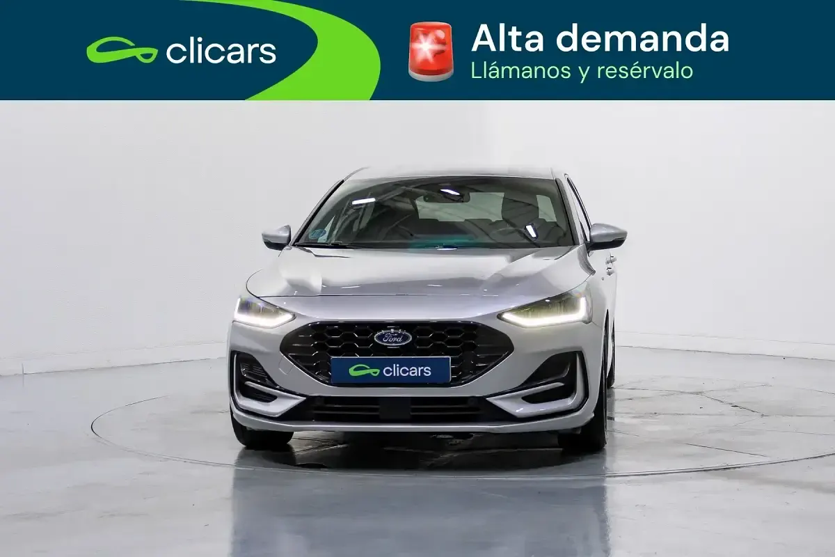 Usado Ford Focus ST-Line 155 CV (114 kW) 2023 Gris Berlina