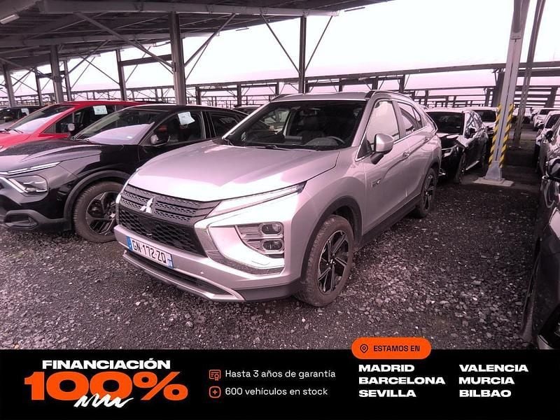 Usado Mitsubishi Eclipse Cross 188 CV (138 kW) 2022 Plateado SUV