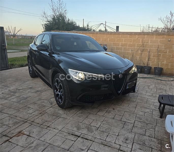 Usado Alfa Romeo Stelvio Veloce 210 CV (154 kW) 2021 Negro SUV