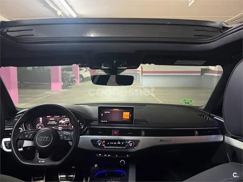 Usado Audi A4 Sport 272 CV (200 kW) 2017 Gris / plata Familiar