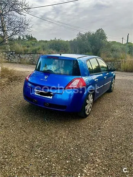 Usado Renault Mégane II 225 CV (165 kW) 2004 Azul Berlina
