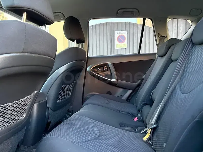 Usado Toyota RAV4 Active 150 CV (110 kW) 2012 Negro SUV