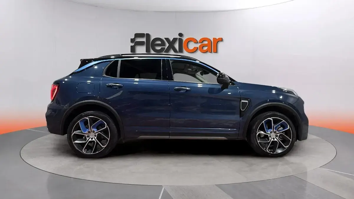 Usado Lynk & Co 01 261 CV (191 kW) 2022 Azul SUV