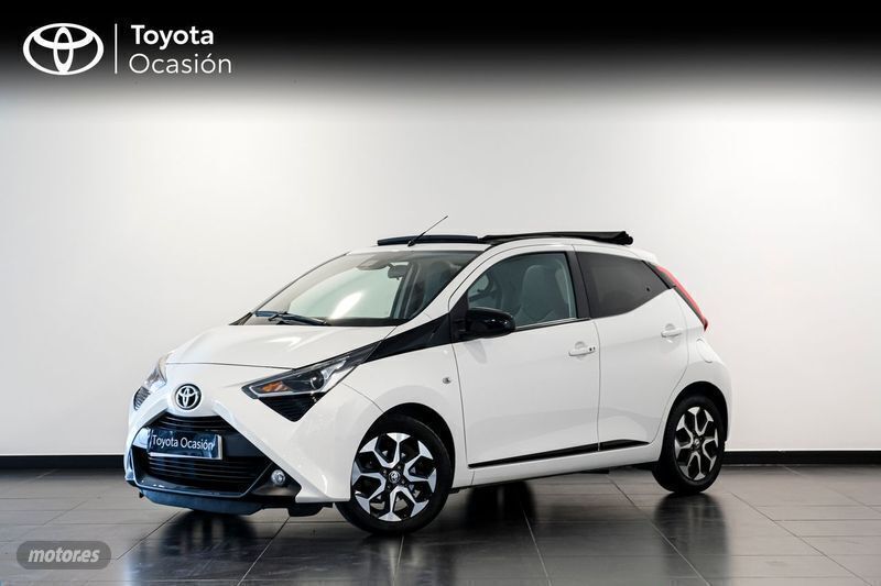 Usado Toyota Aygo X-wave 72 CV (52 kW) 2019 Blanco Utilitario