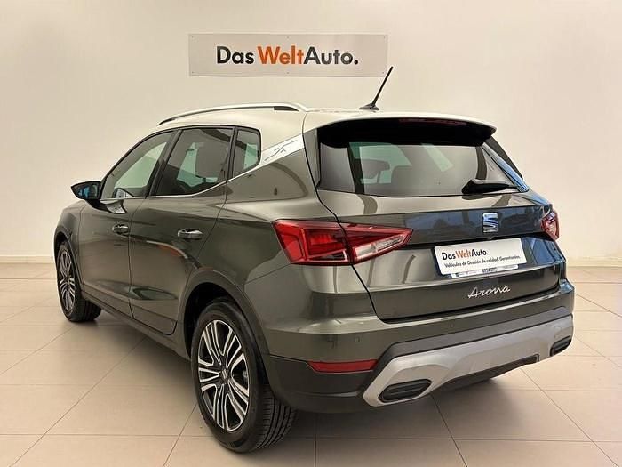 Usado Seat Arona Xperience 115 CV (84 kW) 2025 Gris SUV