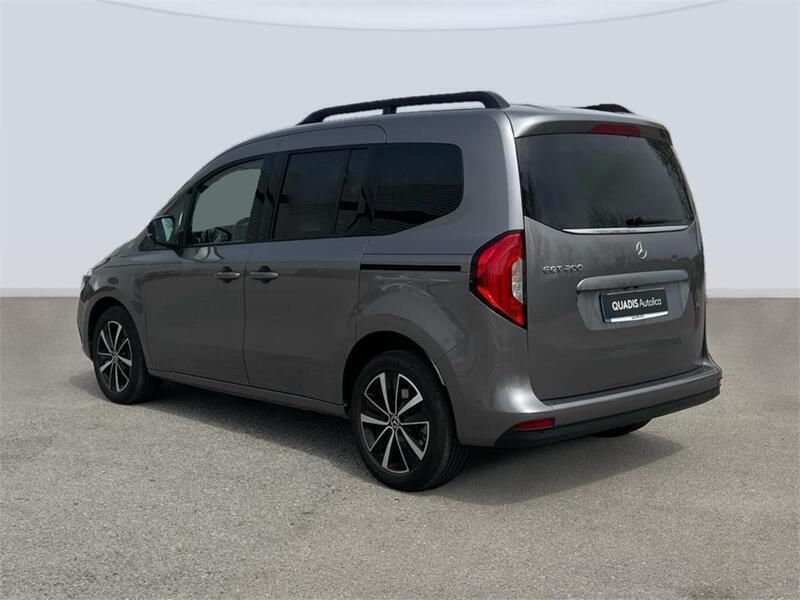 Usado Mercedes EQT200 89 kW (122 CV) 2025 Gris cromita Monovolumen