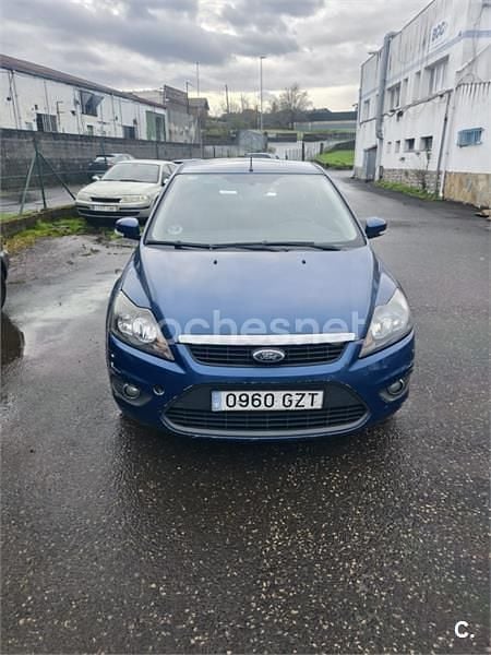 Usado Ford Focus Trend 109 CV (80 kW) 2010 Azul Berlina