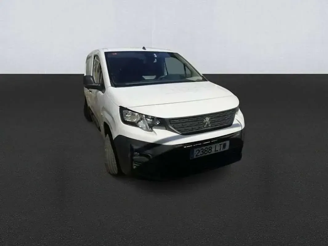 Usado Peugeot Partner Premium 98 CV (72 kW) 2021 Blanco Monovolumen