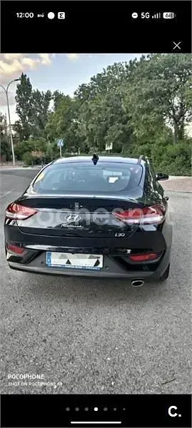 Usado Hyundai i30 120 CV (88 kW) 2018 Negro Berlina