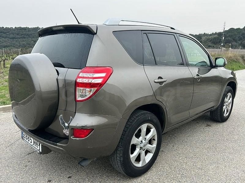 Usado Toyota RAV4 Active 150 CV (110 kW) 2012 Marrón SUV