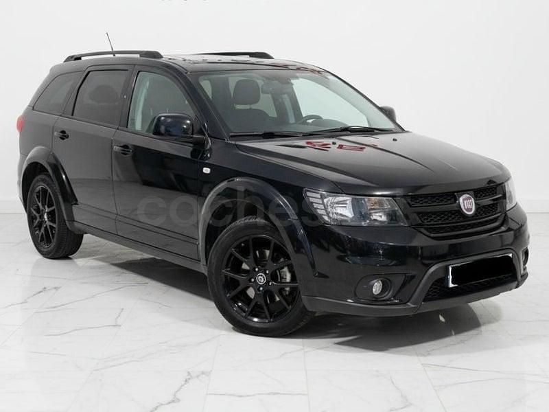 Usado Fiat Freemont Black Code 170 CV (125 kW) 2014 Negro SUV