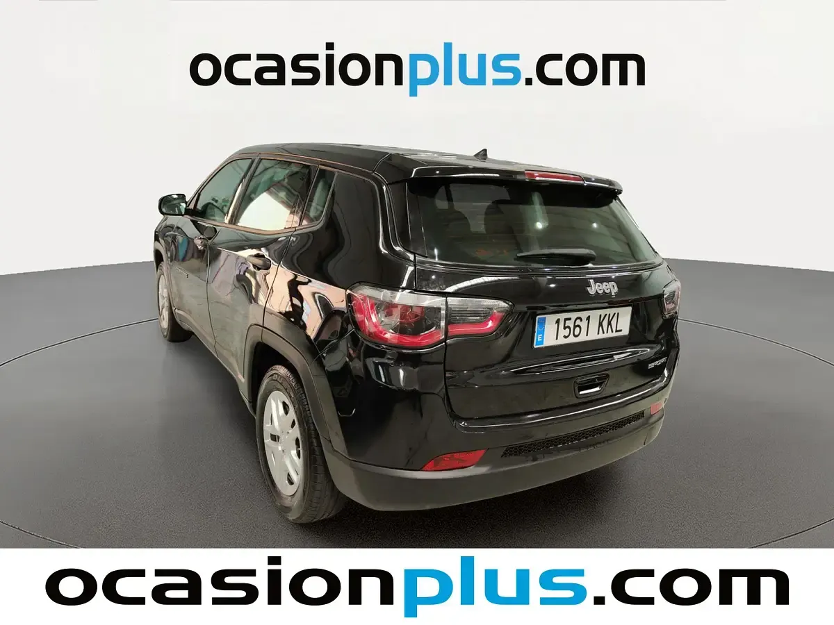 Usado Jeep Compass Sport 140 CV (102 kW) 2018 Negro SUV