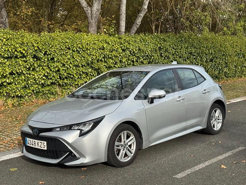 Gris / plata Usado 2019 Toyota Corolla Active Berlina | 13.990 € (Precio justo) - Imagen 1/4