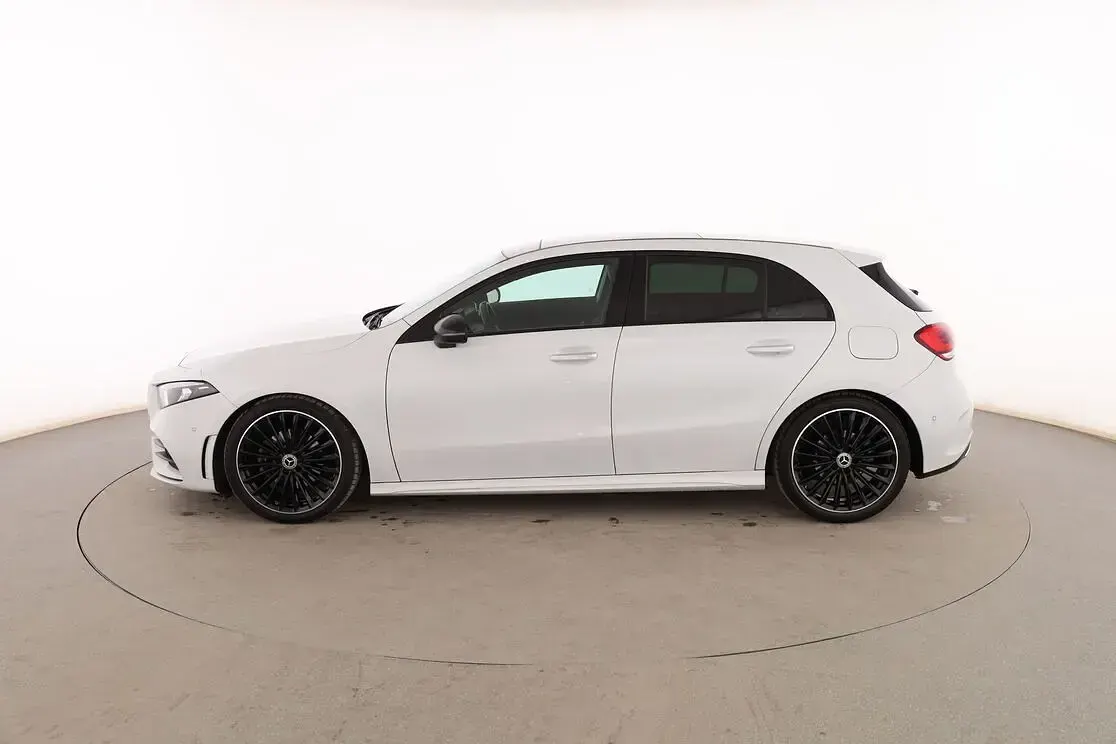 Usado Mercedes A180 116 CV (85 kW) 2020 Blanco Berlina