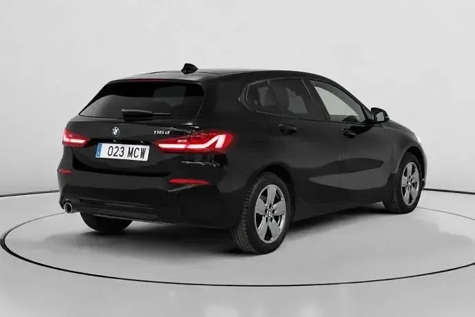 Käytetty BMW 116 Comfort Edition 116 HP (85 kW) 2022 Viistoperä