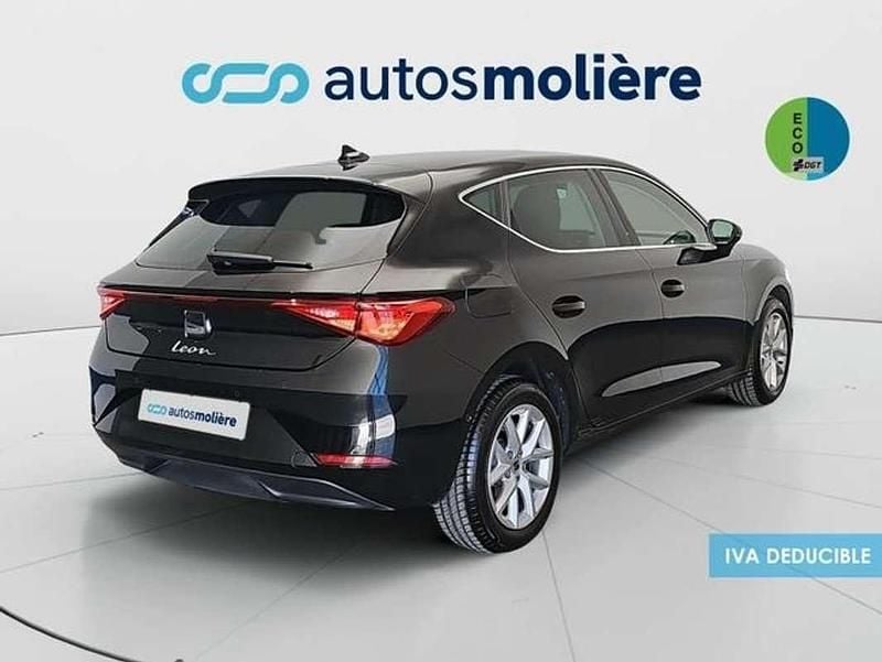 Usado Seat Leon Style 116 CV (85 kW) 2025 Negro Utilitario