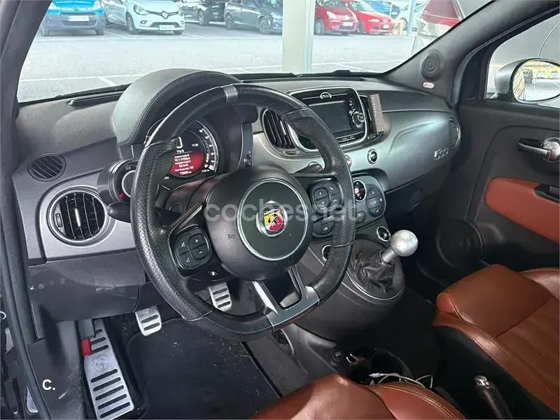 Usado Abarth 595 Turismo 165 CV (121 kW) 2018 Negro Berlina