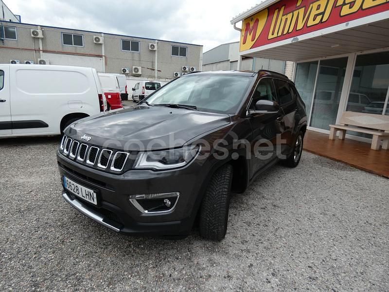 Usado Jeep Compass Limited 140 CV (102 kW) 2020 Negro SUV