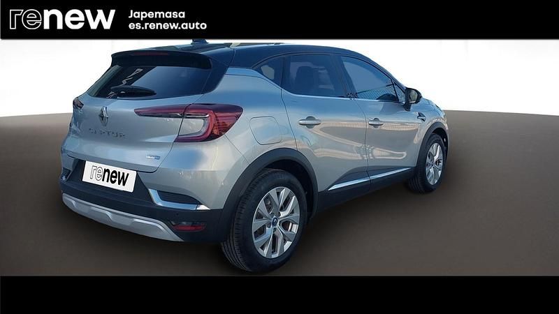 Begagnad Renault Captur Zen 159 HK (116 kW) 2021 Grå SUV