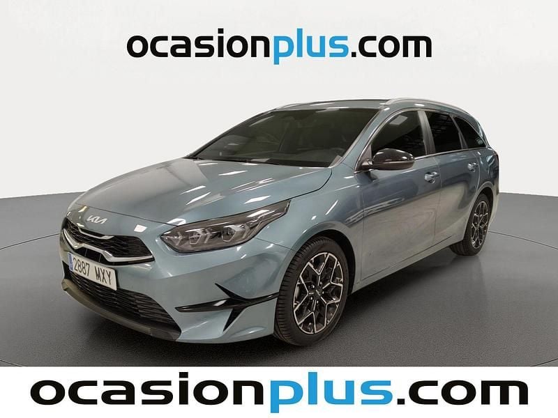 Gris Usado 2025 Kia Ceed Style Utilitario | 20.719 € (Super precio) - Imagen 1/4