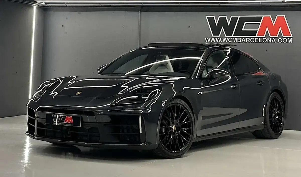 Usado Porsche Panamera 4 470 CV (345 kW) 2025 Gris / plata Berlina
