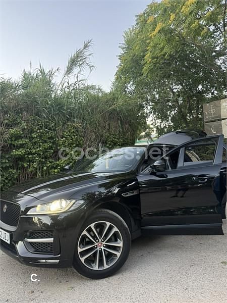 Usado Jaguar F-Pace R-Sport 180 CV (132 kW) 2017 Negro SUV