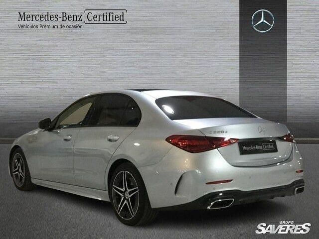 Usado Mercedes C220 AMG line 200 CV (147 kW) 2025 Plata hightech