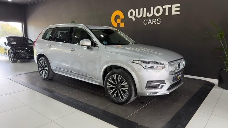 Käytetty Volvo XC90 Inscription 235 HP (172 kW) 2022 Harmaa Katumaasturi