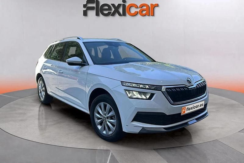 Blanco Usado 2021 Skoda Kamiq Ambition SUV | 15.980 € (Precio justo) - Imagen 1/4