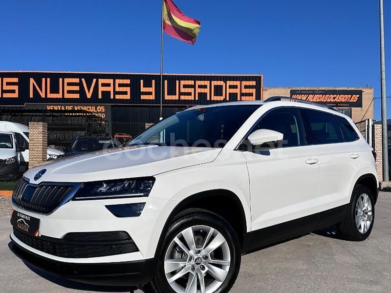 Blanco Usado 2022 Skoda Karoq Style SUV | 21.490 € (Precio justo) - Imagen 1/4
