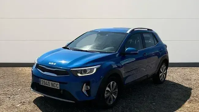 Usado Kia Stonic 100 CV (73 kW) 2025 Azul SUV