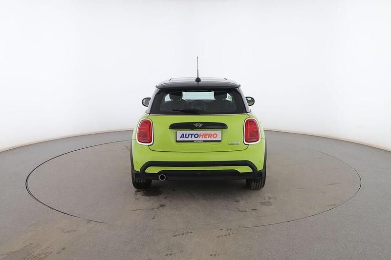 Usado Mini Cooper 136 CV (100 kW) 2023 Amarillo Utilitario