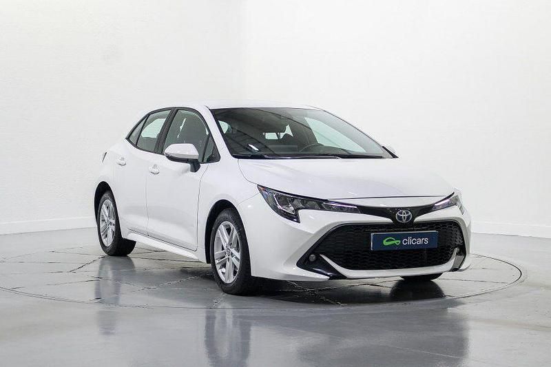 Usado Toyota Corolla Business Edition 122 CV (89 kW) 2022 Blanco Berlina
