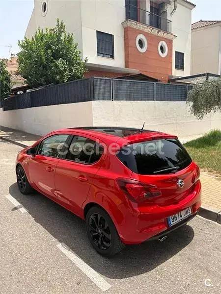 Usado Opel Corsa Color Edition 90 CV (66 kW) 2016 Rojo Utilitario