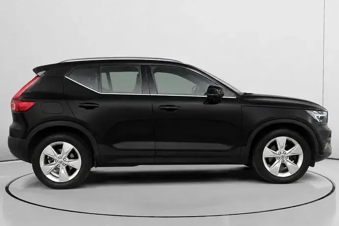Usado Volvo XC40 Core 163 CV (119 kW) 2022 SUV