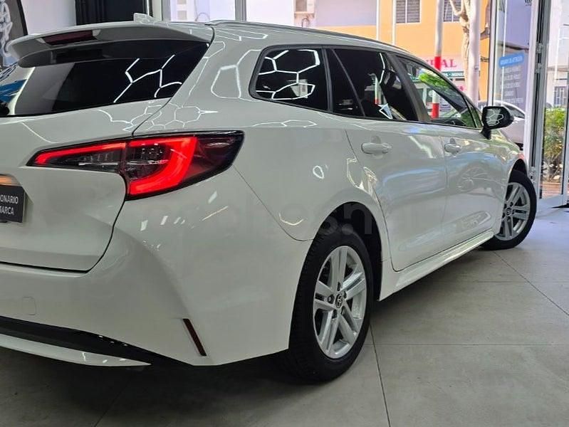 Usado Toyota Corolla Sport 122 CV (89 kW) 2022 Blanco Familiar