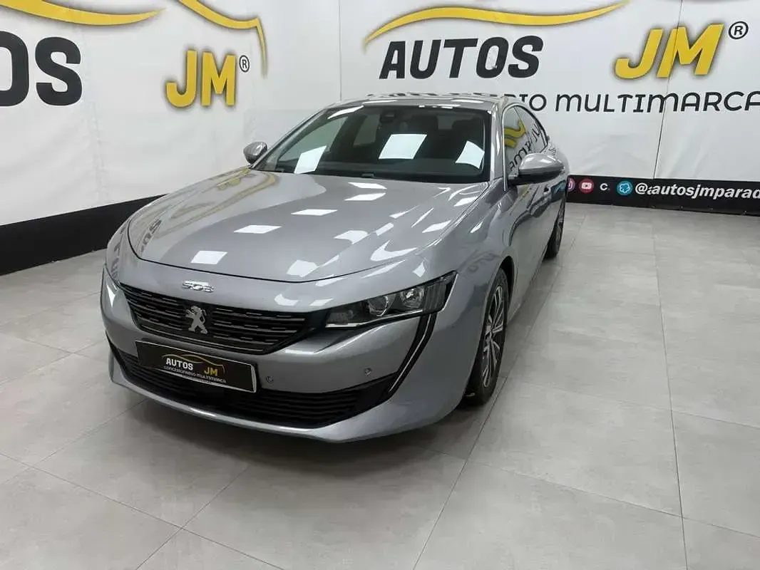Usado Peugeot 508 Allure 131 CV (96 kW) 2022 Gris Berlina
