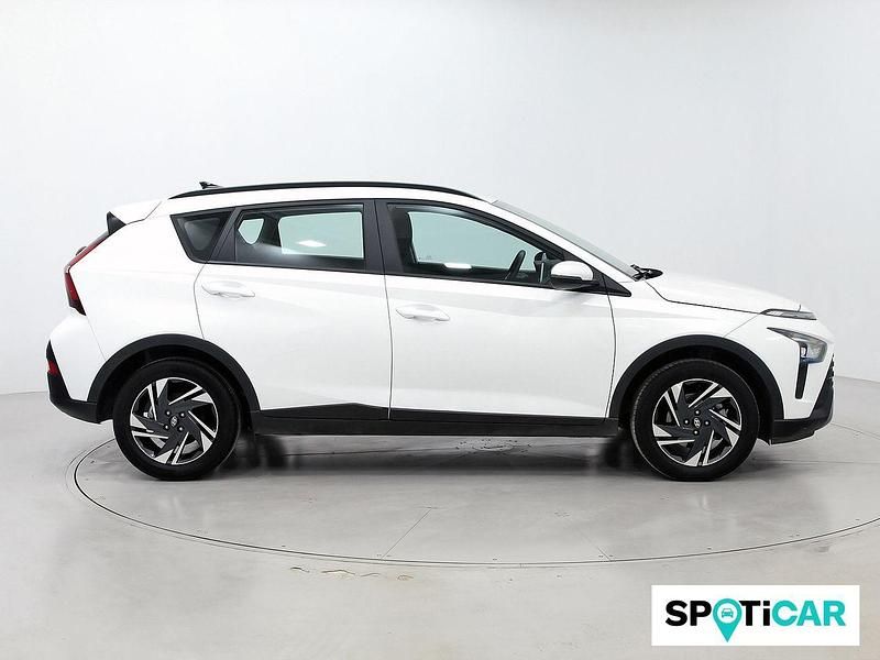 Usado Hyundai Bayon 84 CV (61 kW) 2023 Blanco SUV