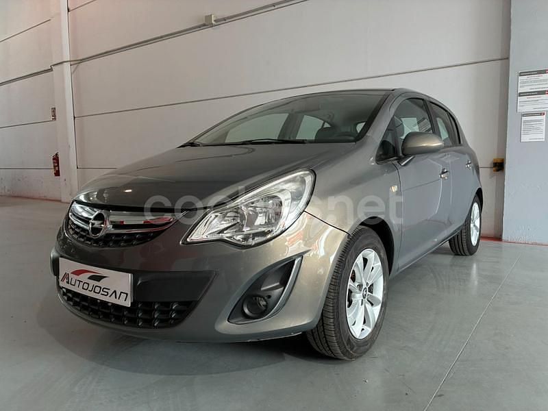 Beige Usado 2014 Opel Corsa Selective Berlina | 6300 € (Precio justo) - Imagen 1/4