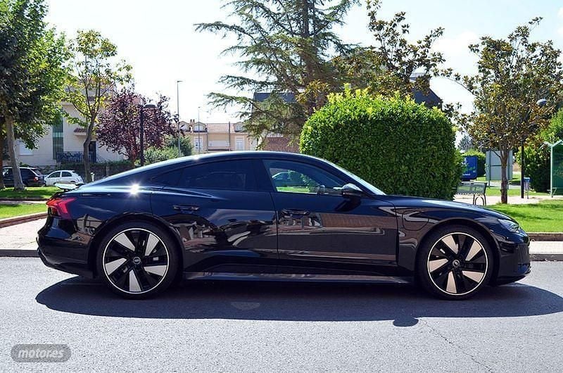 Usado Audi e-tron GT quattro Ambiente 389 kW (530 CV) 2021 Negro Berlina