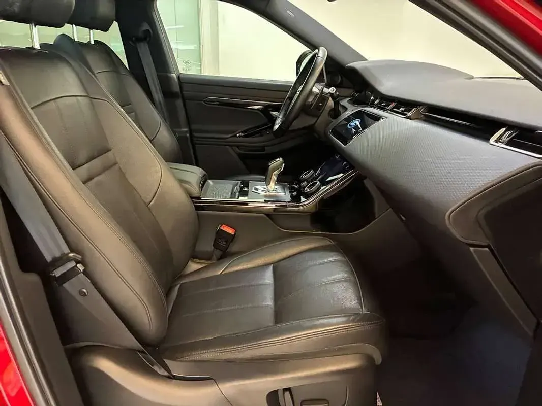 Usado Land Rover Range Rover evoque R-Dynamic 150 CV (110 kW) 2019 Rojo SUV