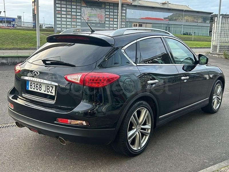 Usado Infiniti QX50 Premium 238 CV (175 kW) 2015 Negro SUV