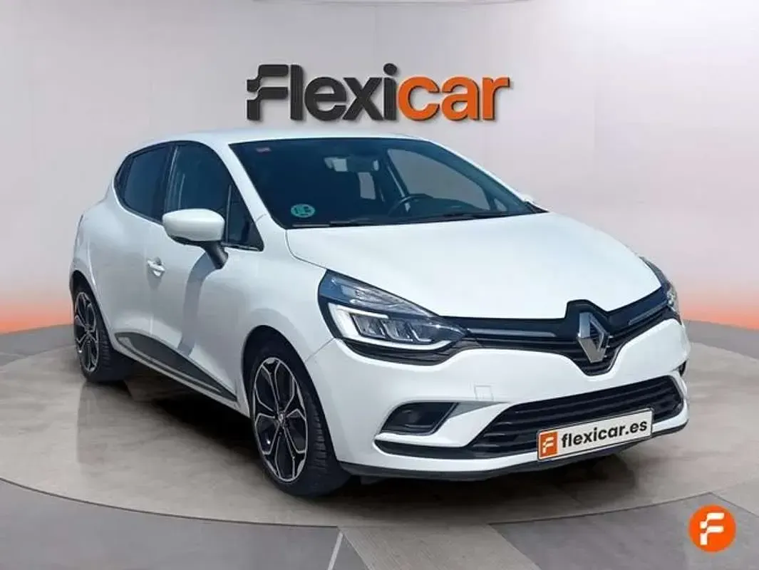 Usado Renault Clio Zen 90 CV (66 kW) 2017 Blanco Utilitario