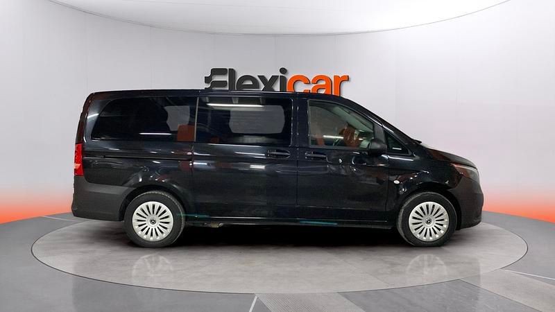 Usado Mercedes Vito 136 CV (100 kW) 2024 Negro Van
