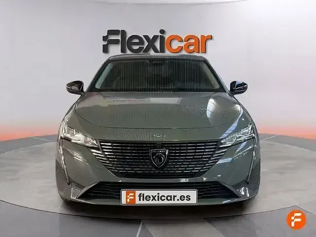 Usado Peugeot 308 Allure 130 CV (95 kW) 2024 Gris